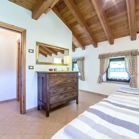 Locazione Turistica Chalet Ad Lignum Сasa de vacaciones